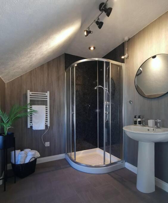 Апартаменты B'Dazzled Flat, Castletown Турсо Экстерьер фото